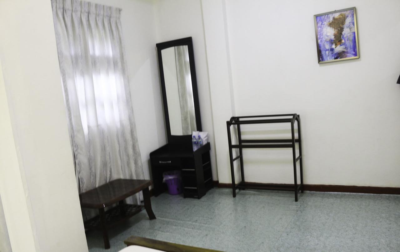 Yoho Travellers Residence キャンディー エクステリア 写真