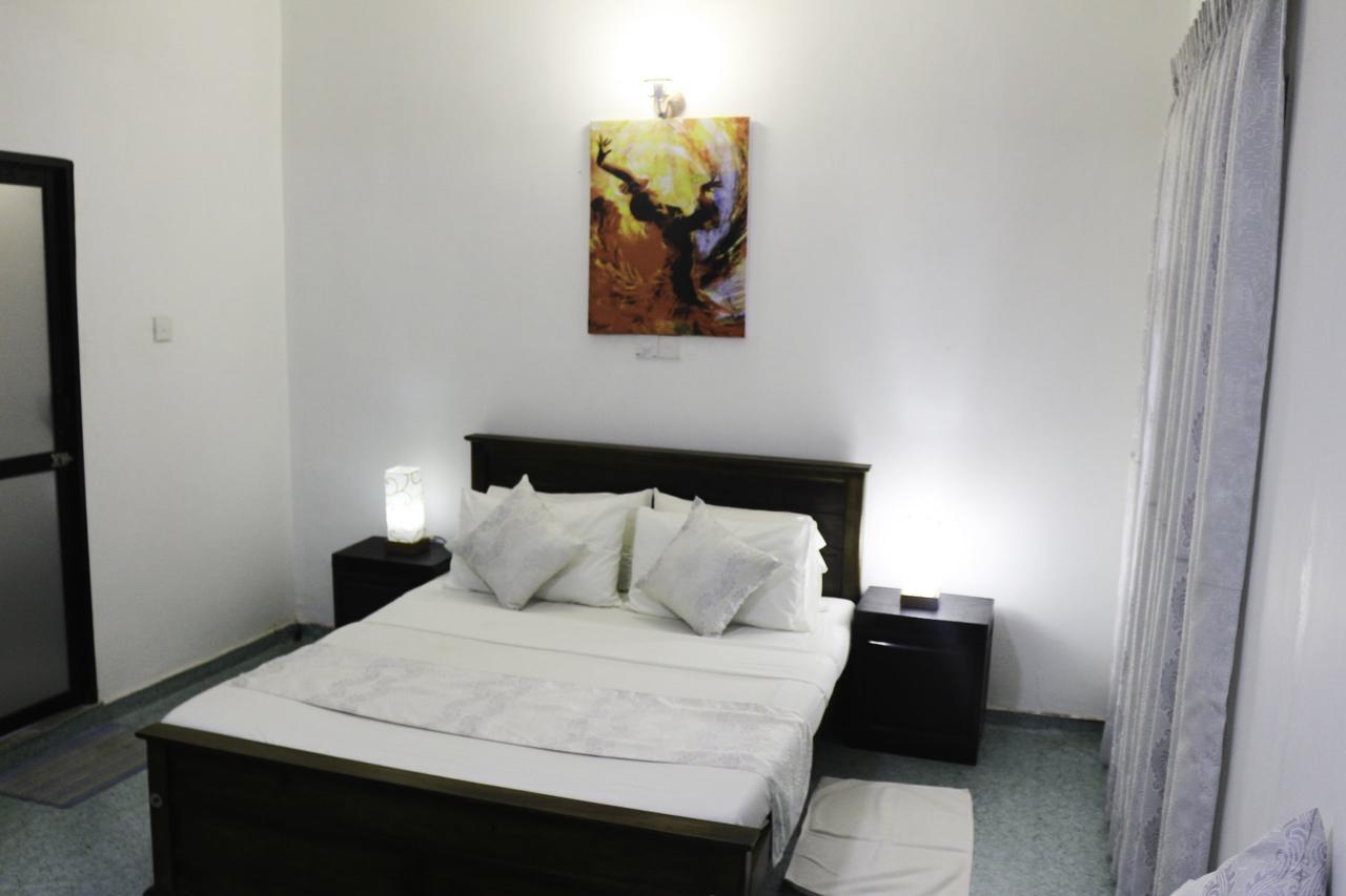 Yoho Travellers Residence キャンディー エクステリア 写真