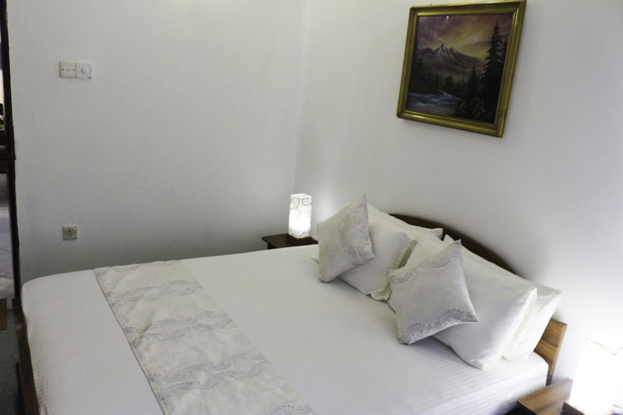 Yoho Travellers Residence キャンディー エクステリア 写真