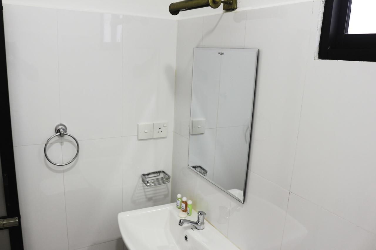 Yoho Travellers Residence キャンディー エクステリア 写真